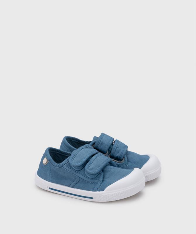 Canvas V. Jeans